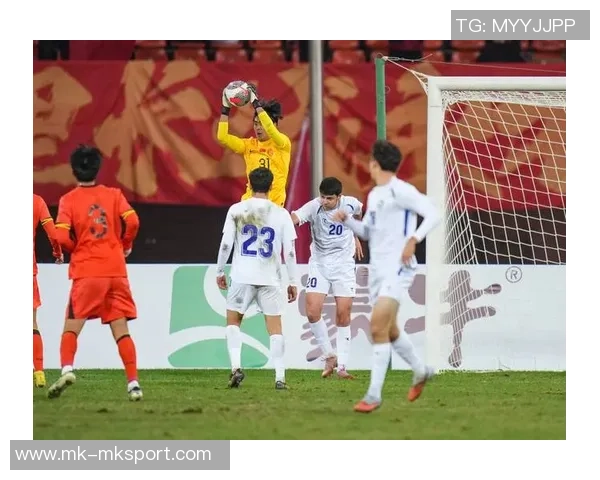 U22国足半场0射门险造乌龙战平乌兹别克斯坦展现防守韧性