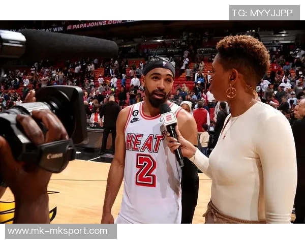 文森特强调里夫斯的重要性期待他在进攻端继续发挥个人风格